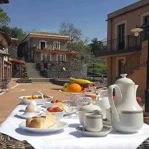 https://antico-borgo-petralia.sicilyhotelsitaly.net